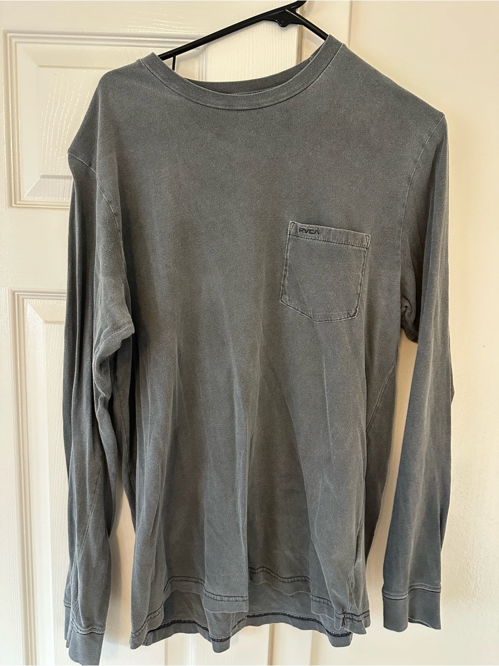 RVCA Men’s Long Sleeve Pocket Tee - Charcoal Gray